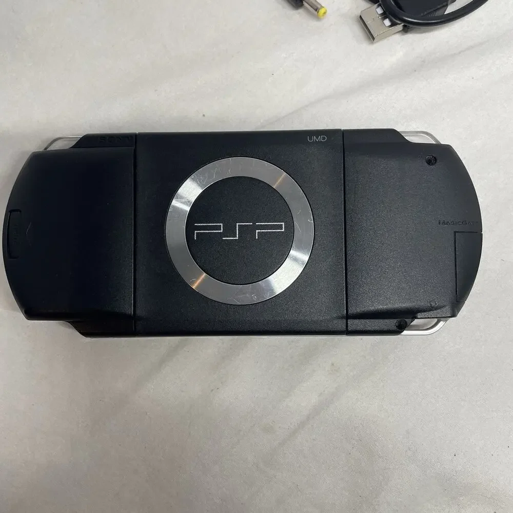 Sony PSP-1001 Black Handheld Console New Charger PSP-1001 Tested Working